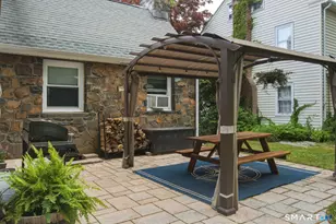 2 Stephen St, Manchester, CT 06040 - Photo 25