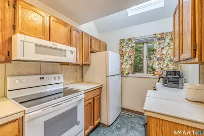 103 Courtyard Lane #103, Mansfield, CT 06268 - Photo 11