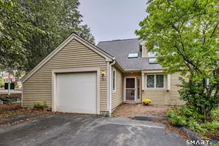 103 Courtyard Ln, Mansfield, CT 06268 - Photo 1