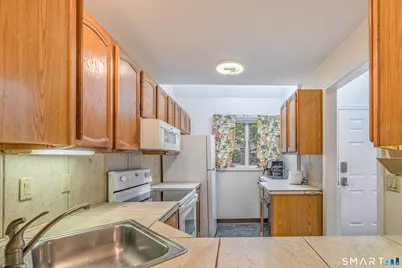 103 Courtyard Lane #103, Mansfield, CT 06268 - Photo 9