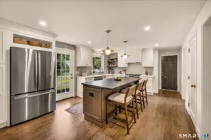 24 Harvest Hl, Wethersfield, CT 06109 - Photo 9