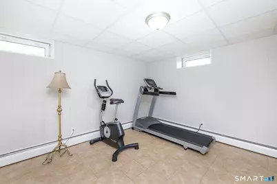 14 Fennwood Circle, Newington, CT 06111 - Photo 27
