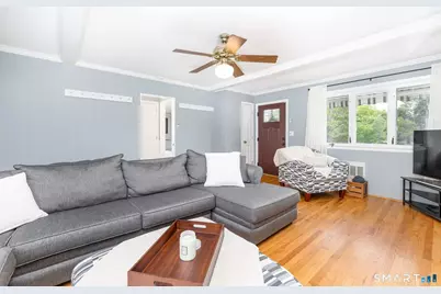 14 Fennwood Circle, Newington, CT 06111 - Photo 11