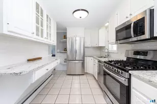14 Fennwood Cir, Newington, CT 06111 - Photo 3