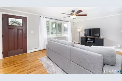 14 Fennwood Circle, Newington, CT 06111 - Photo 7