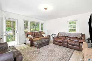 6 Beech St, Ansonia, CT 06401 - Photo 7