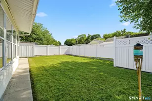 50 Biscayne Blvd, Old Lyme, CT 06371 - Photo 21