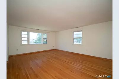 38 Landin Street #2nd Floor, Woodbridge, CT 06525 - Photo 9