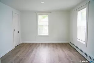 162 Hobart St, Meriden, CT 06450 - Photo 7