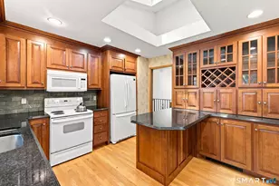 448 Mixville Rd, Cheshire, CT 06410 - Photo 3