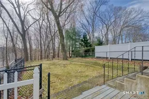 104 Clinton St, Glastonbury, CT 06033 - Photo 27
