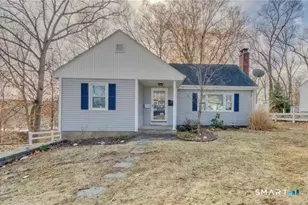 104 Clinton St, Glastonbury, CT 06033 - Photo 1