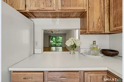 16 Bouton Street East #10, Stamford, CT 06907 - Photo 5
