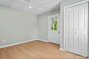 184 Maple St, Branford, CT 06405 - Photo 9