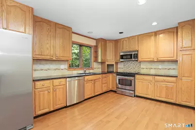 122 Deforest Road, Wilton, CT 06897 - Photo 5