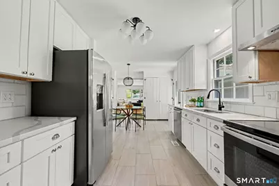 75 Vincent Avenue, Stamford, CT 06905 - Photo 9