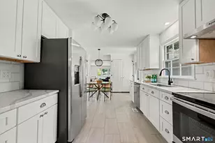 75 Vincent Ave, Stamford, CT 06905 - Photo 9