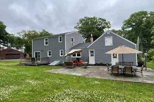 106 Mcdermott Cir, Hamden, CT 06514 - Photo 3