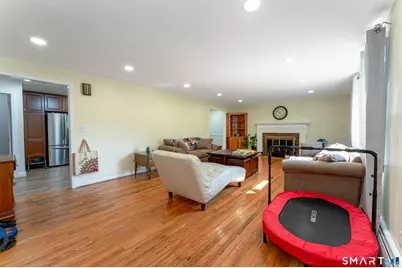 106 McDermott Circle, Hamden, CT 06514 - Photo 7