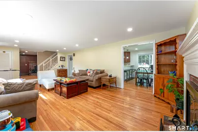 106 McDermott Circle, Hamden, CT 06514 - Photo 9