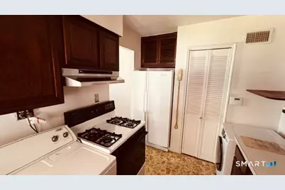 396 Garibaldi Avenue, Stratford, CT 06615 - Photo 9
