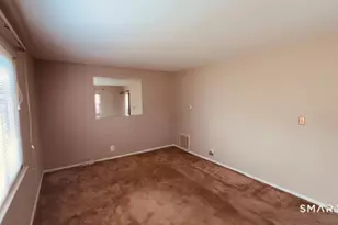 396 Garibaldi Ave, Stratford, CT 06615 - Photo 15