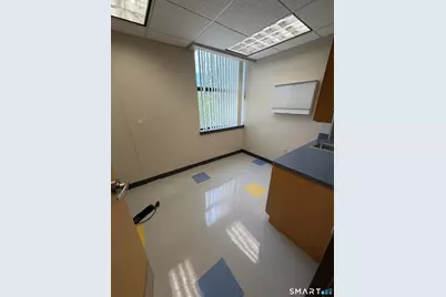 893 Main Street #Third Floor, East Hartford, CT 06108 - Photo 15