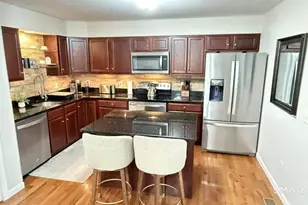 705 Lainey Ln, Killingly, CT 06239 - Photo 3
