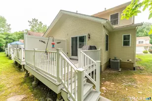 705 Lainey Ln, Killingly, CT 06239 - Photo 27