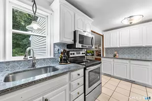 122 Wepawaug Dr, Milford, CT 06461 - Photo 7