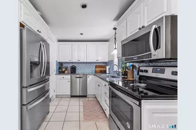 122 Wepawaug Drive, Milford, CT 06461 - Photo 5