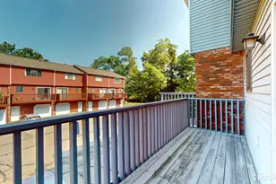 563 Churchill Dr, Newington, CT 06111 - Photo 7