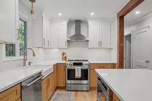 10 Elizabeth St, Newtown, CT 06470 - Photo 13