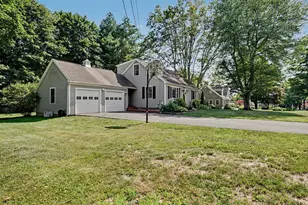 10 Elizabeth St, Newtown, CT 06470 - Photo 33
