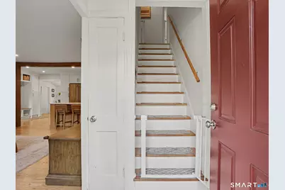 10 Elizabeth Street, Newtown, CT 06470 - Photo 3
