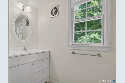 10 Elizabeth Street, Newtown, CT 06470 - Photo 23