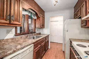 136 Deer Hill Ave, Danbury, CT 06810 - Photo 9