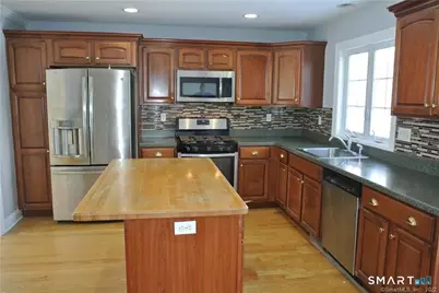 1260 Cutspring Road #1260, Stratford, CT 06614 - Photo 5