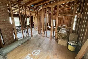 30 Chappell St, New London, CT 06320 - Photo 5
