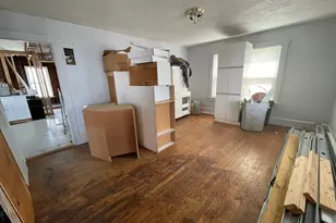 30 Chappell St, New London, CT 06320 - Photo 7