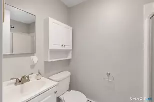 33 Chambers St, Manchester, CT 06042 - Photo 27