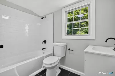 5 Lynmot Road, Hamden, CT 06514 - Photo 17