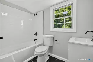 5 Lynmot Rd, Hamden, CT 06514 - Photo 17