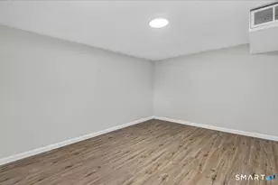 5 Lynmot Rd, Hamden, CT 06514 - Photo 25