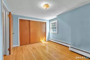 64 Bretton Rd, Manchester, CT 06042 - Photo 17