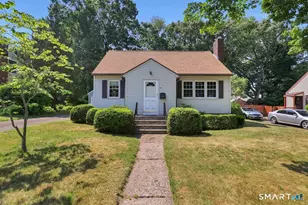 64 Bretton Rd, Manchester, CT 06042 - Photo 3