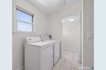 272 Elm Street #Upstairs Apartment, Groton, CT 06340 - Photo 9