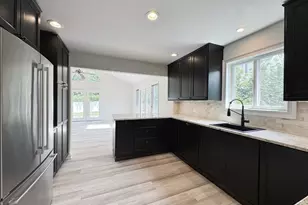 10 Harvann Rd, Norwalk, CT 06850 - Photo 3