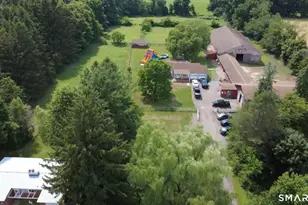995 N Farms Rd, Wallingford, CT 06492 - Photo 1