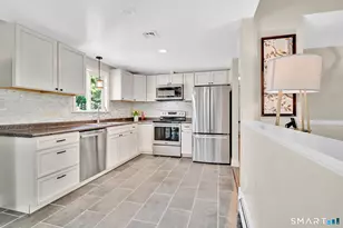 71 Deerfield Dr, Vernon, CT 06066 - Photo 7